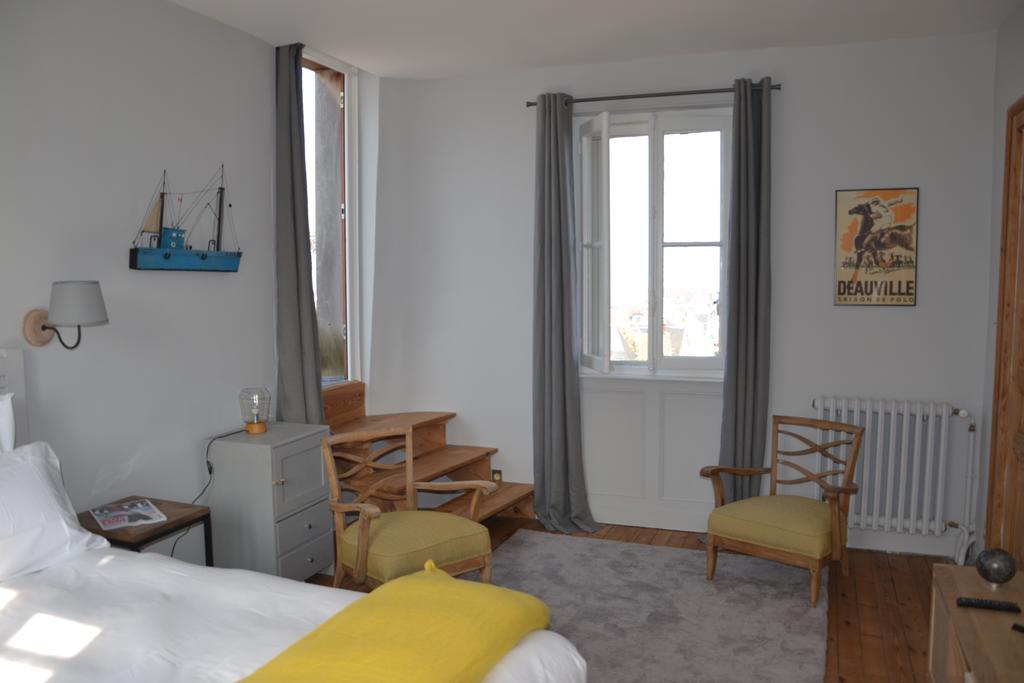 Guesthouse La Mascotte Villers-sur-Mer Luaran gambar