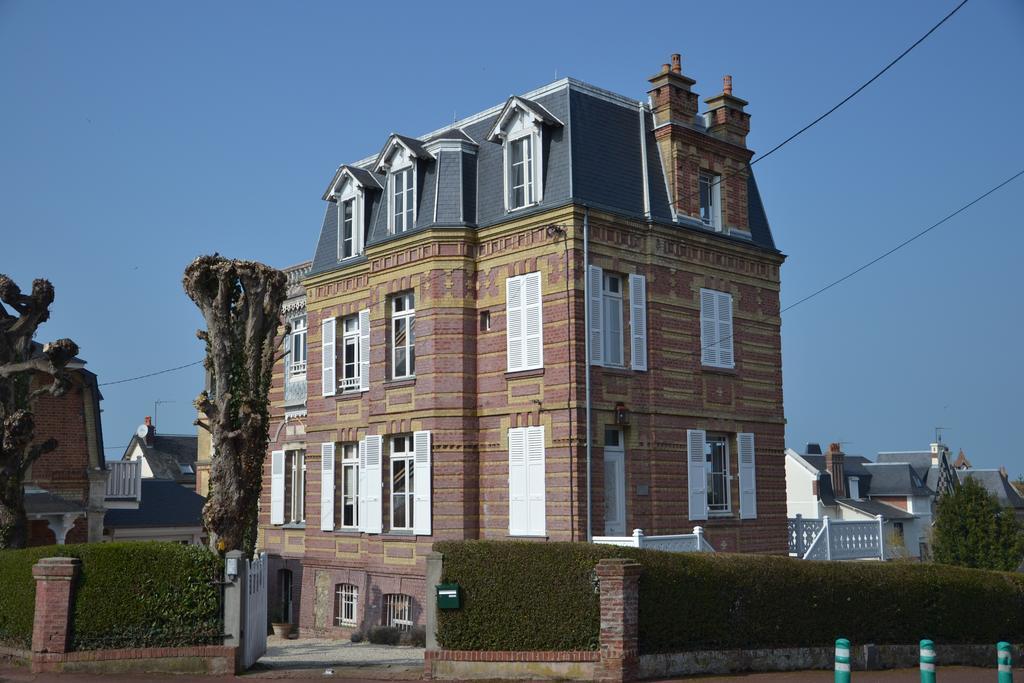 Guesthouse La Mascotte Villers-sur-Mer Luaran gambar