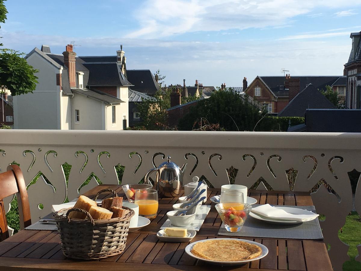 Guesthouse La Mascotte Villers-sur-Mer Luaran gambar